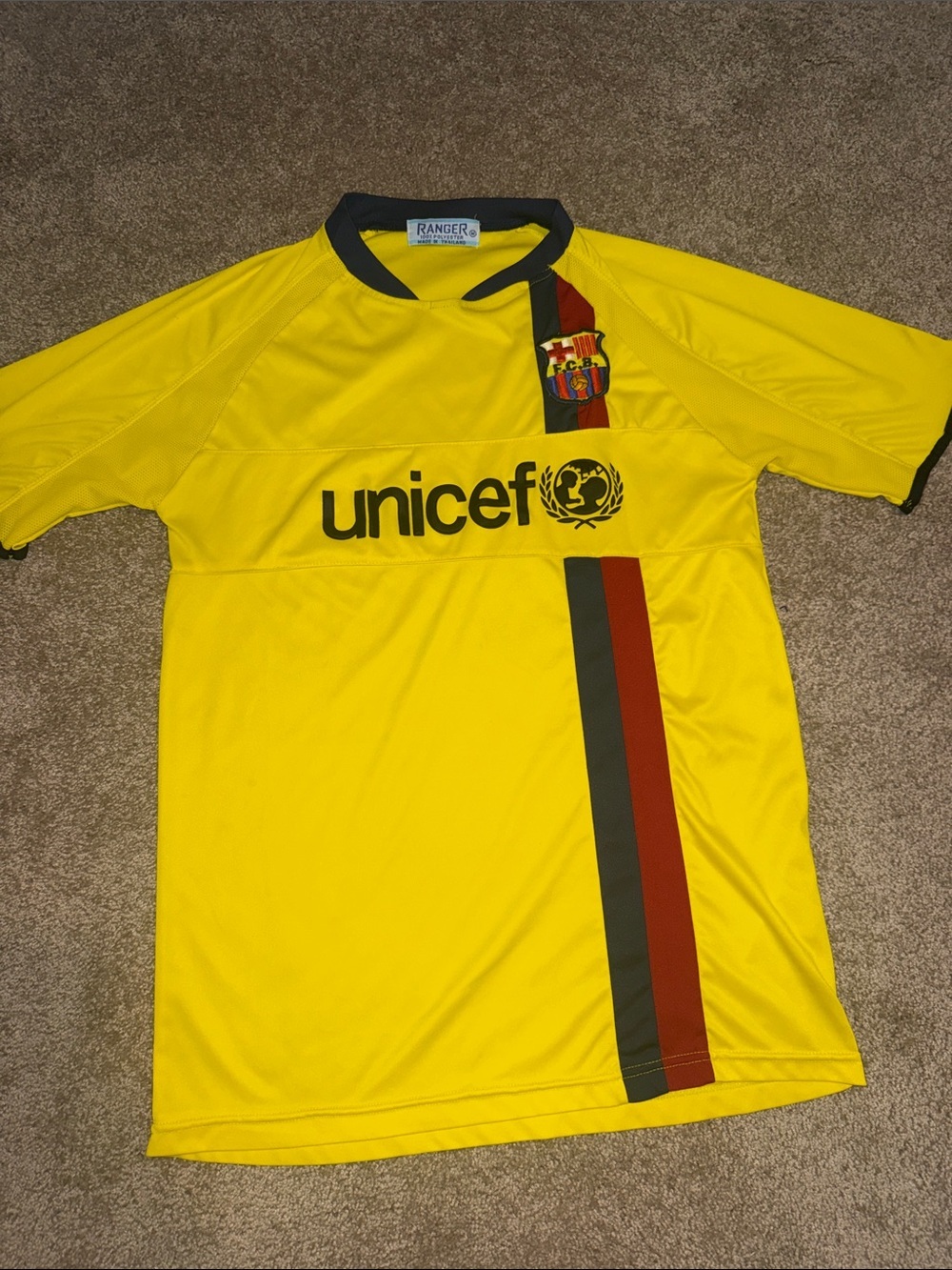 FC Barcelona Yellow Soccer Jersey with UNICEF and Club Crest - Medium B10